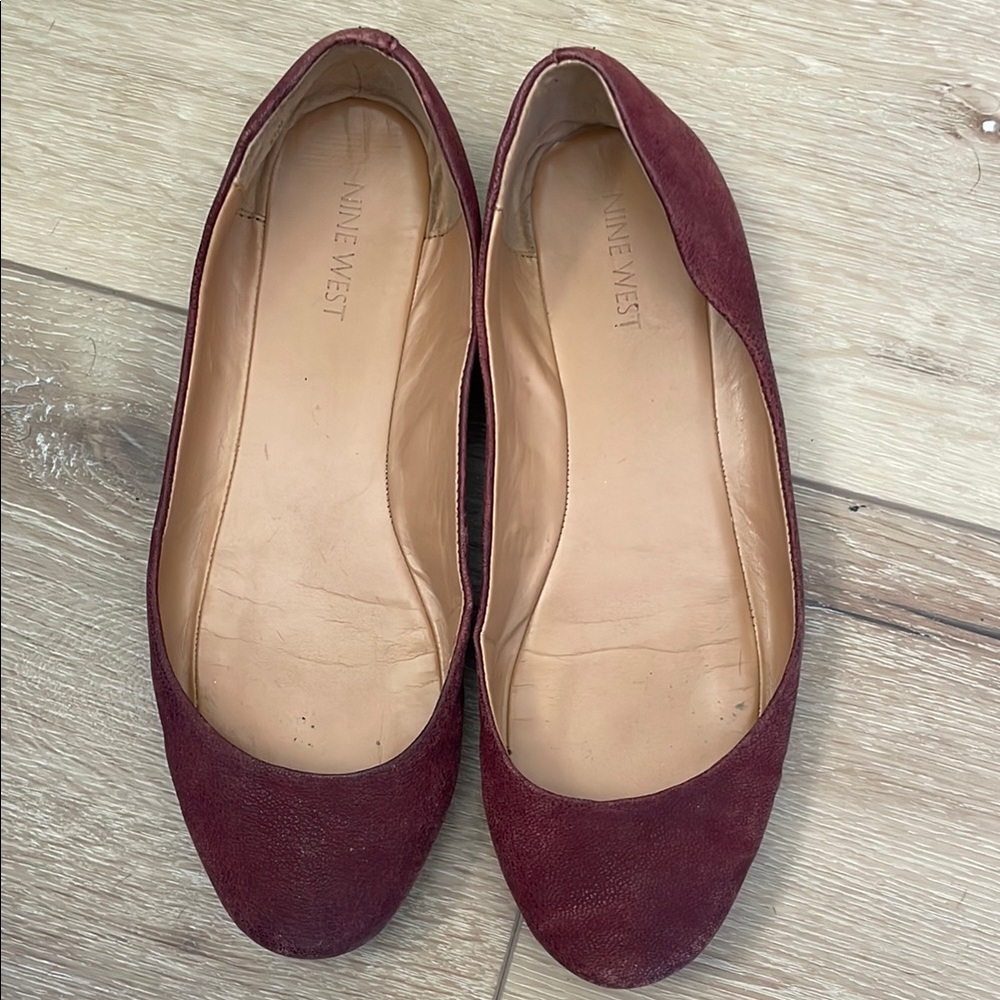 Nine West Women's Burgundy Flats